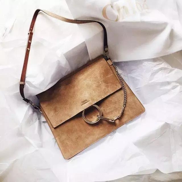 高圆圆背的小众包包,高圆圆同款刺绣包大号还是中号