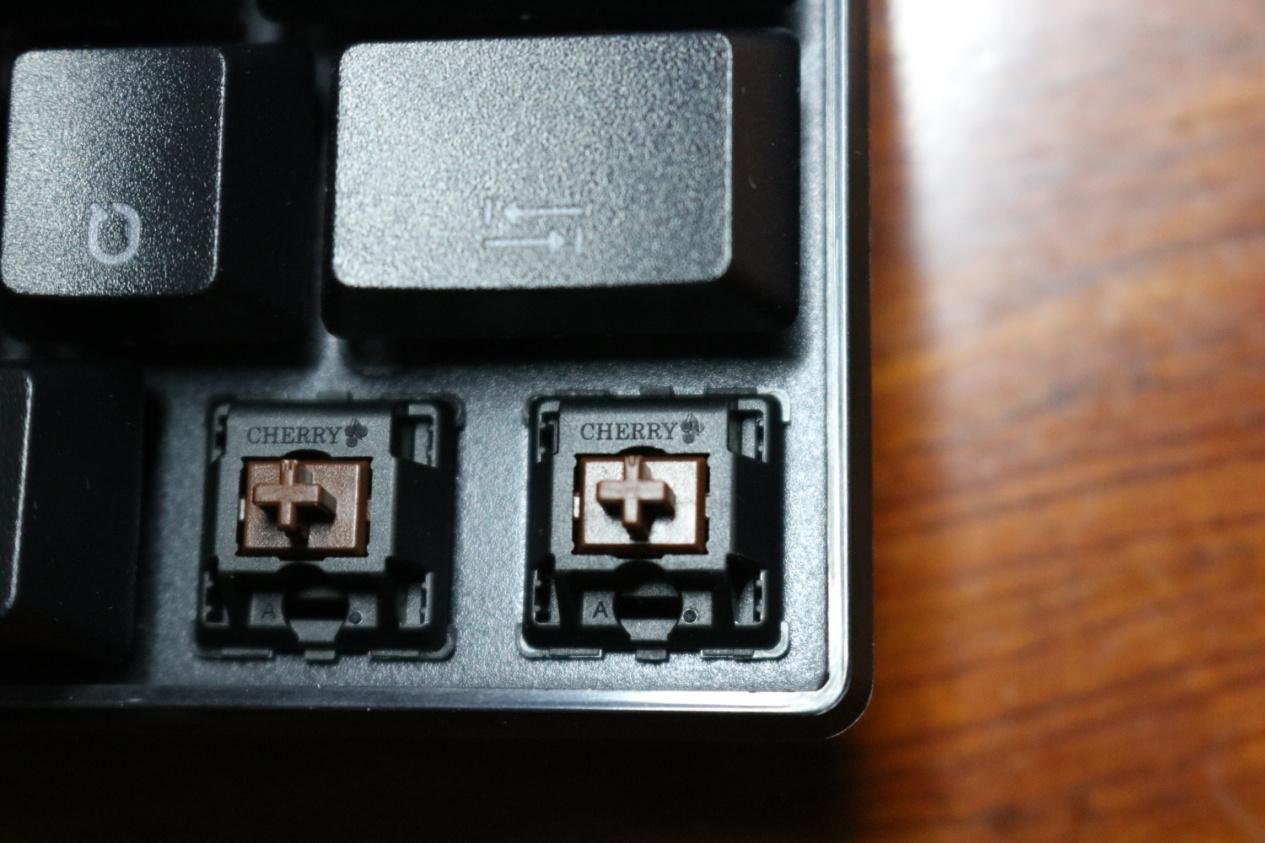 难道是要搅局？德国原厂机械轴仅61键，面积缩小40%不足两百元