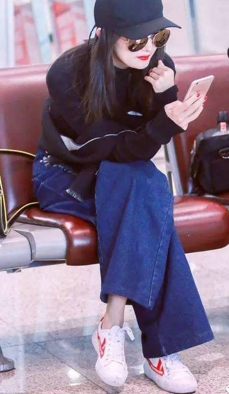 一双承载我们童年记忆的回力鞋，是怎样在欧美卖出10倍高价的