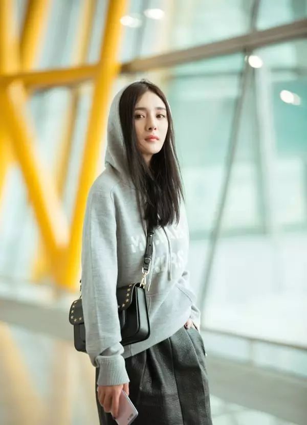 michaelkors大幂幂,michaelkors被谁收购了