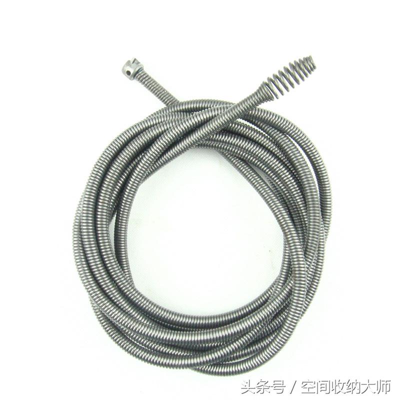 马桶堵了别再花冤枉钱！一卷胶带就能搞定，关键还不脏手