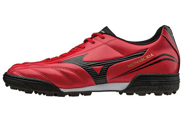 最便宜美津浓足球鞋,中等价位的美津浓足球鞋推荐