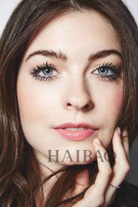 睫毛膏放大双眼效果图,涂浓密睫毛膏方法