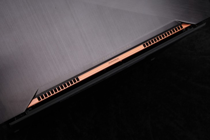 谁说轻薄与游戏不可兼得？MAX-Q游戏本性能实测