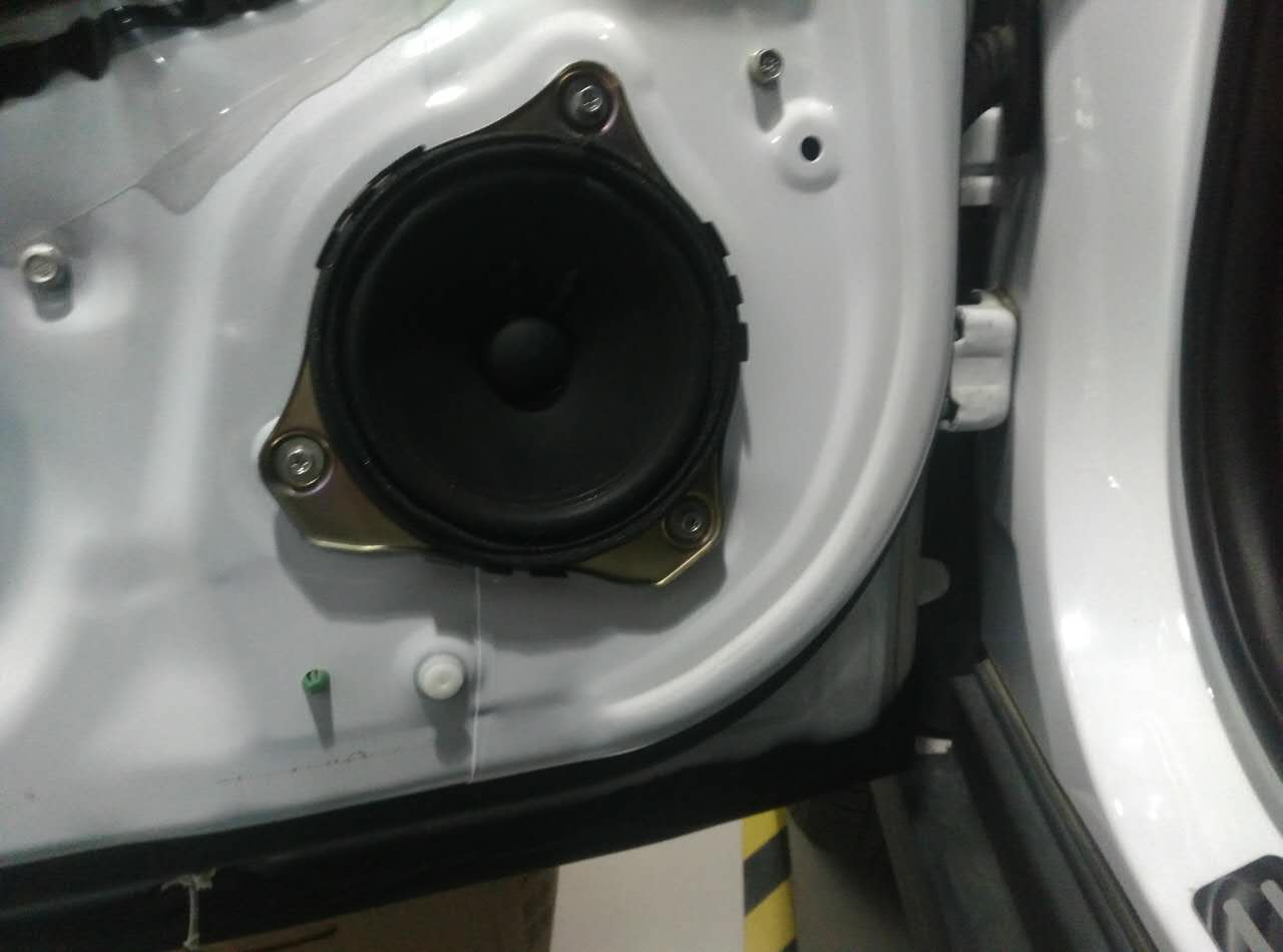 哈尔滨哈弗h2音响改装,长城h2音响改装方案