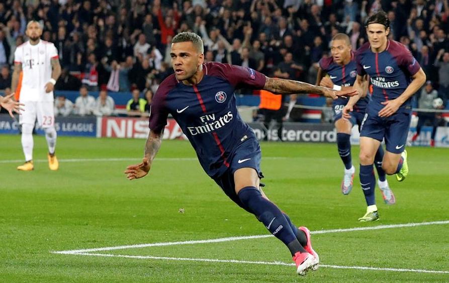 比5连胜更头疼的是！这支球队仅失1球，最强三叉戟让15豪门陪跑