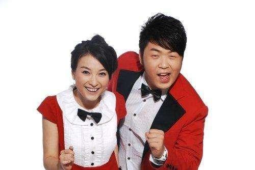 吴昕可爱的瞬间何炅一脸宠溺,吴昕杜海涛拍照