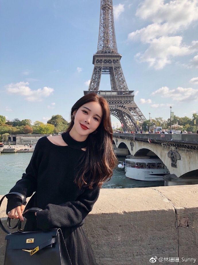 到底有多少网红去了上海时装周,参加过巴黎时装周的网红