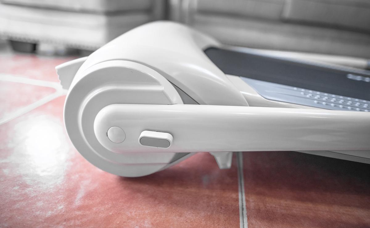 迪丽热巴跑步机广告,迪丽热巴代言的运动品牌图片