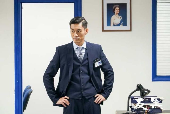 演李小龙演员陈国坤,李小龙传奇导演陈国坤