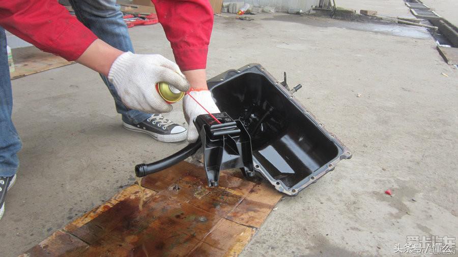 宝马320li发动机烧机油怎么修,宝马320i烧机油最佳解决方案