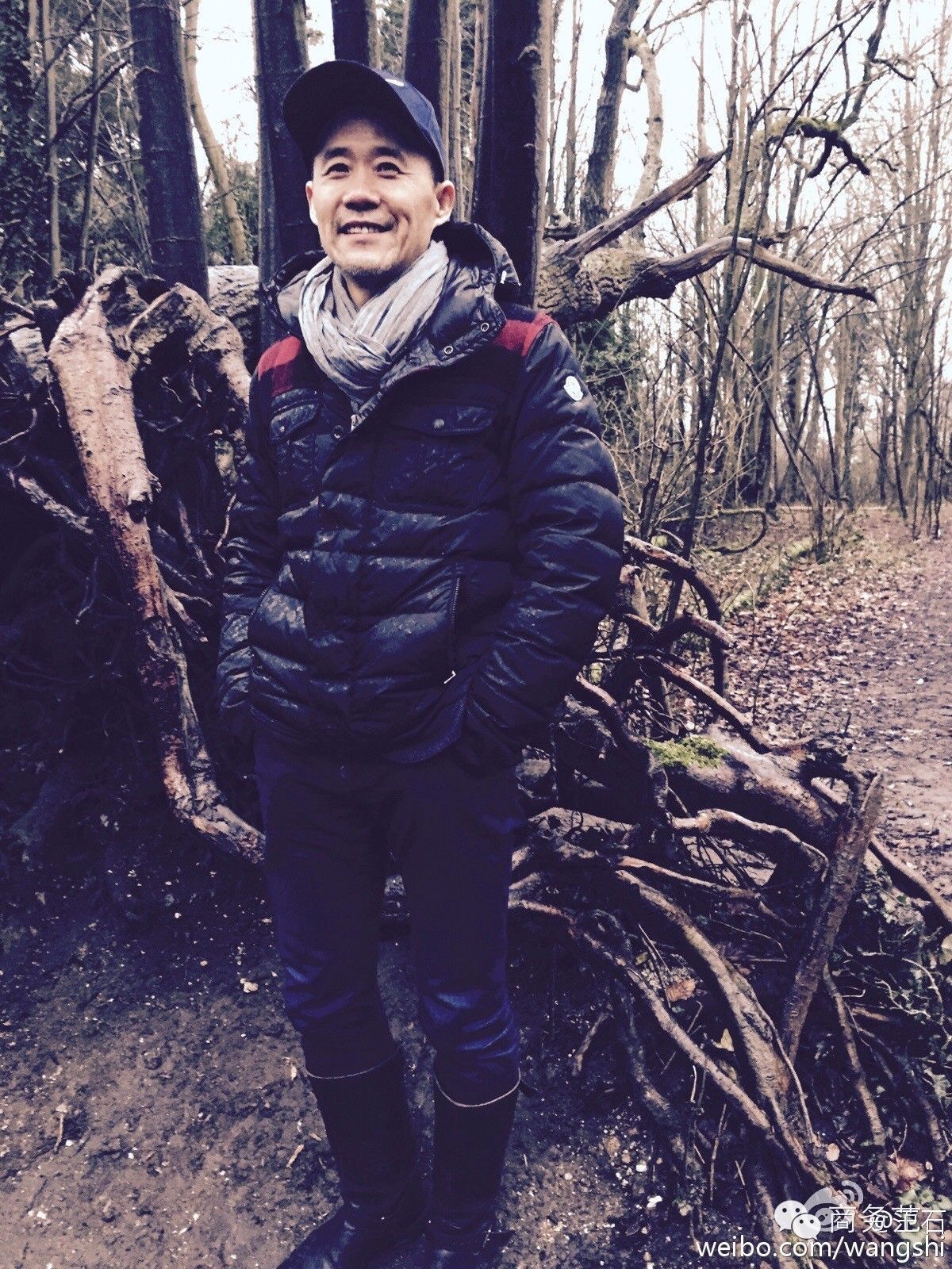 马云穿加拿大鹅牌羽绒服,马云羽绒服moncler