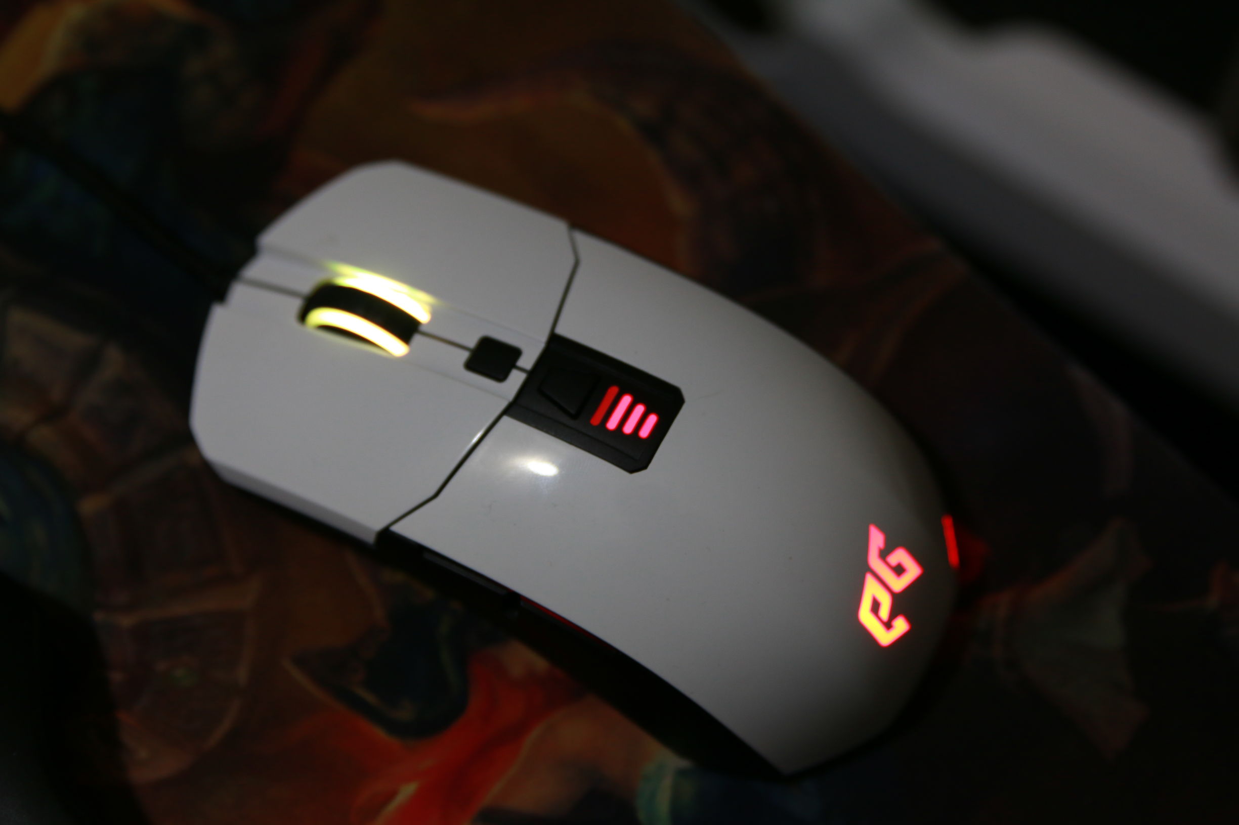 异极魔拉zora鼠标,异极zora鼠标