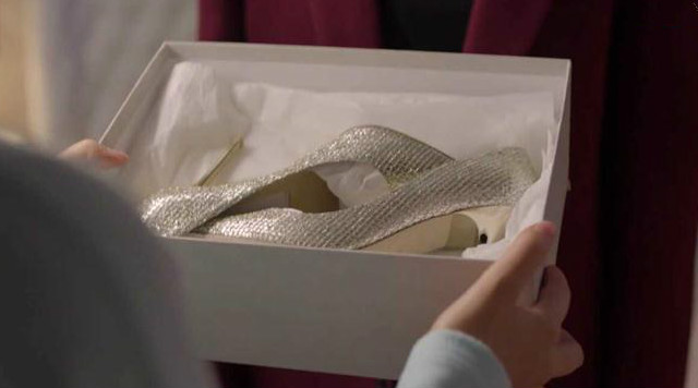 刘诗诗演的灰姑娘,刘诗诗2021红毯同款鞋