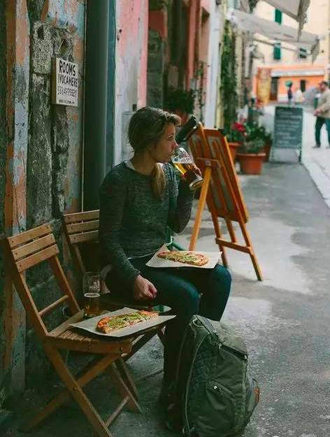 不用化妆拍照技巧,旅行无滤镜拍照怎么拍的