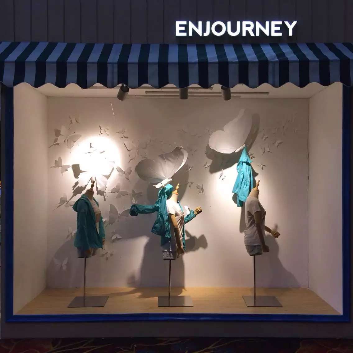 龙狮戴尔标志,龙狮戴尔属于几线品牌