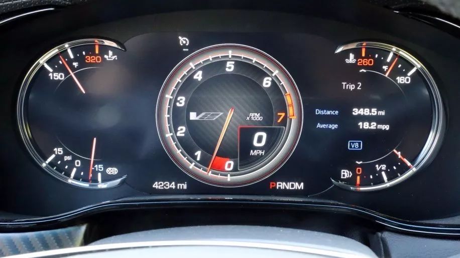 海外凯迪拉克xts-v,凯迪拉克cts-vcoupe6.2试驾