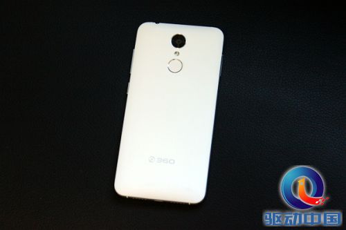 360手机f4有几个版本,360手机f4拍照神器