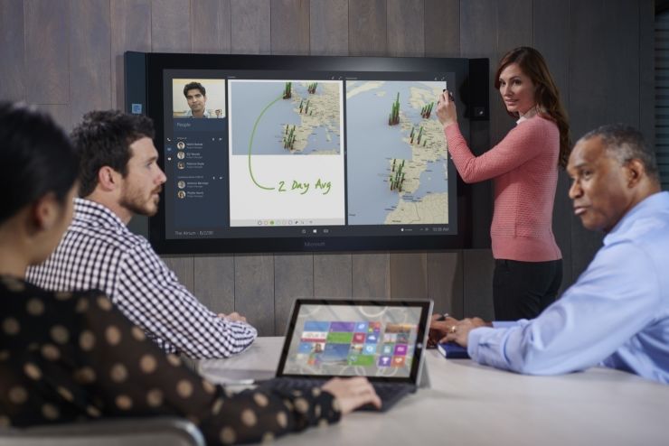 微软84英寸的平板电脑Surface Hub 有人随身带吗?