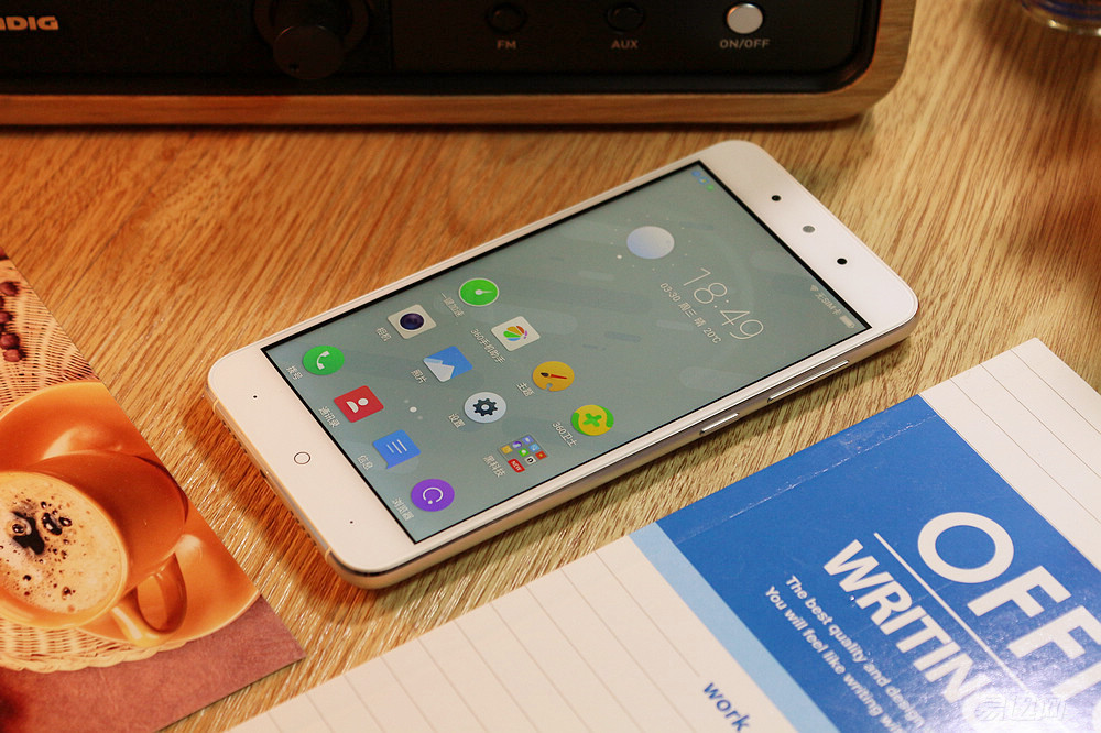 360手机f4标准版和高配版区别,360手机f4价格