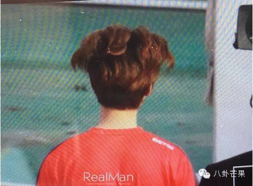 鹿晗因偶像破吉尼斯纪录,鹿晗破了吉尼斯纪录又有事了