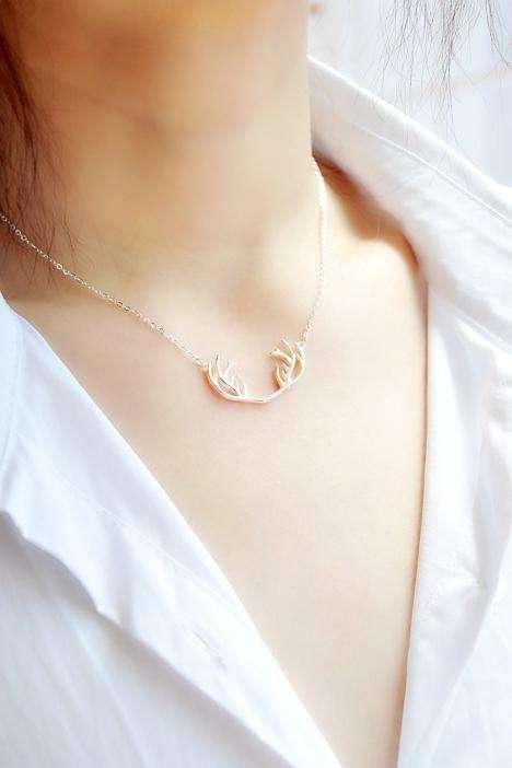 最适合春天的锁骨链 (锁骨链比较好看的)