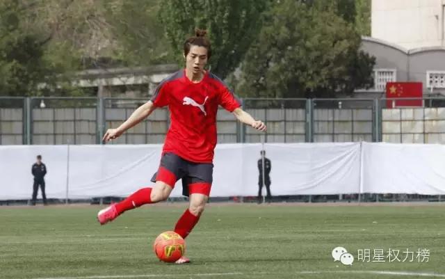 李易峰周杰伦做游戏,李易峰爱篮球郭艾伦