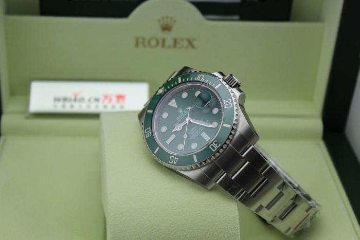 劳力士绿水鬼2813机芯是什么意思 (劳力士绿水鬼怎么鉴定是3135机芯)