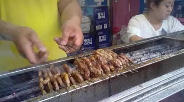 在哈尔滨，一定要撸完这10根串才算圆满！