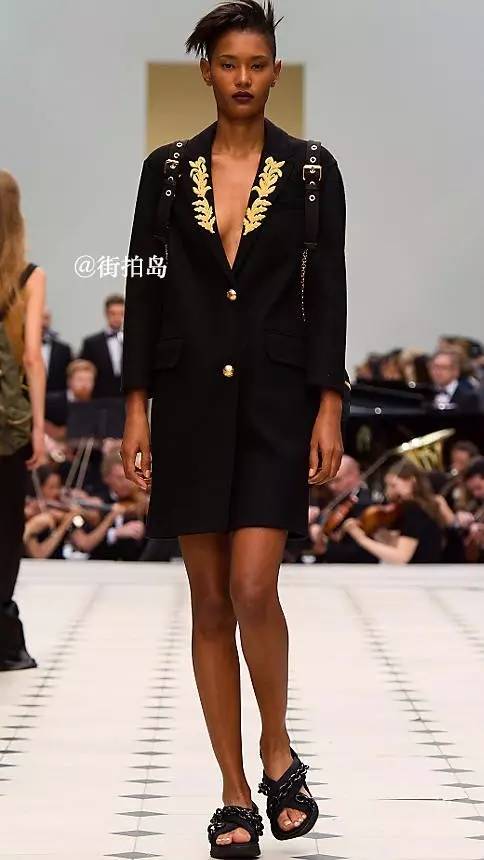 少女时代成员金泰妍林允儿,tiffany少女时代黄美英