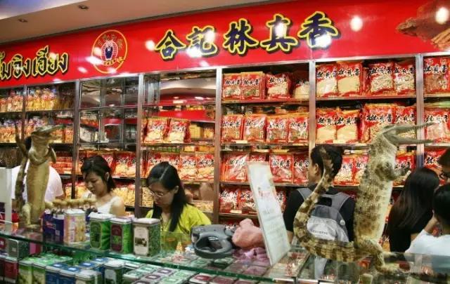 揭秘：真实的泰国人妖，昙花一现的美丽