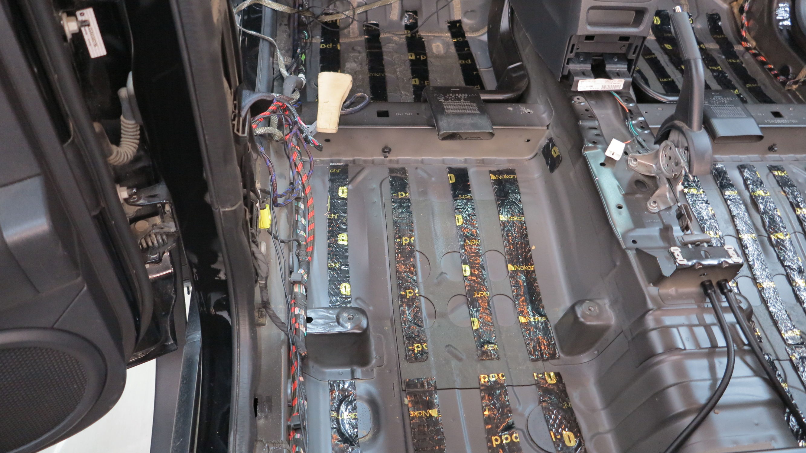 jeep指南者隔音测试,jeep指南者全车隔音多少钱