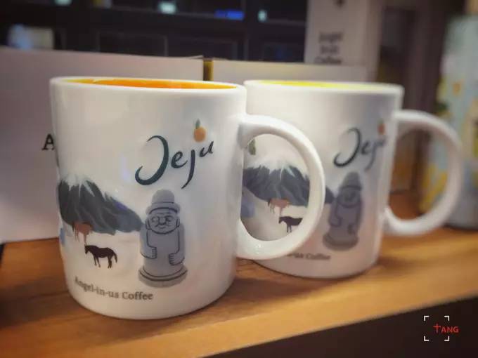 做一只治愈的猫,做一只快乐的柴犬