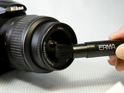 相机镜头怎么防止灰尘,相机镜头内部进灰怎么处理