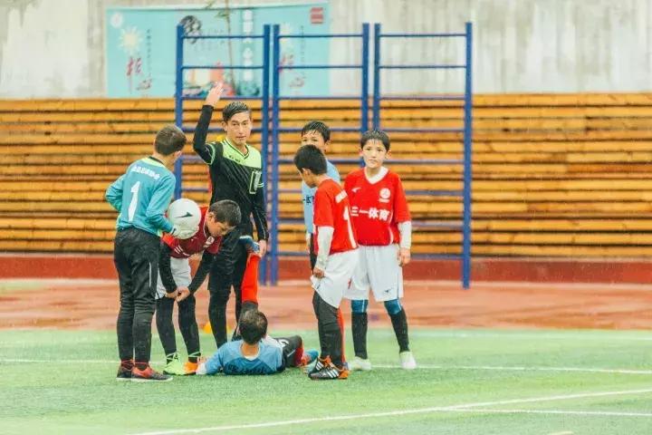 推广足球有用吗,推广素质教育