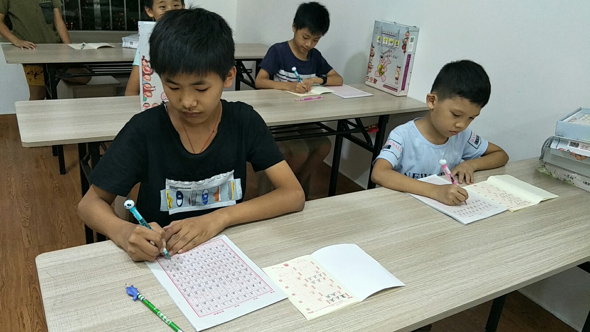 硬笔书法试课技巧和方法,第一次硬笔书法课怎么上