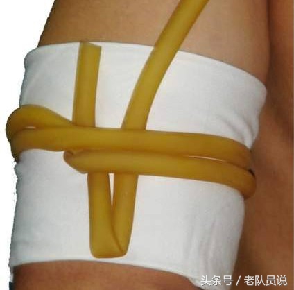 运动擦伤出血如何急救呢,户外运动受伤的紧急处理方法