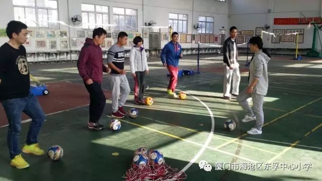 前进小学体艺节开幕式,赛罕区民族小学校园足球文化节