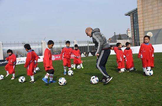 重点训练方法和顺序训练方法,一节课的训练计划方案