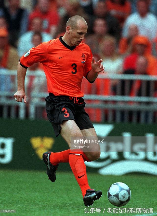 最好看的puma足球鞋,puma最新公认脚感最好的足球鞋