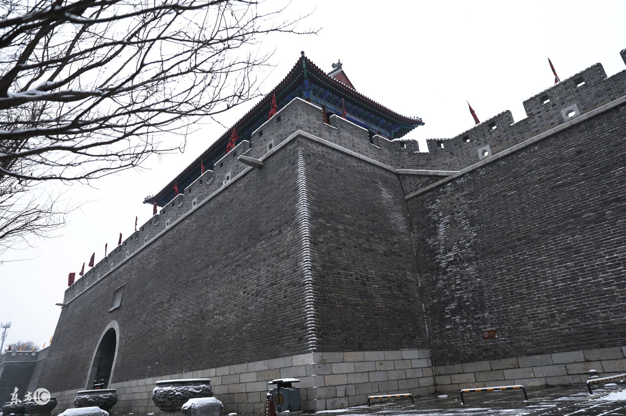 有个鬼,历经磨难只为见你一面