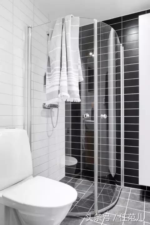 瞧，这是我去欧洲看的二手房，对比发现中国开发商简直就是渣！