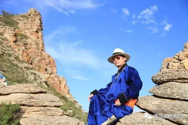 去了内蒙为什么敬酒三杯，哈达怎么接，马奶也是良药？