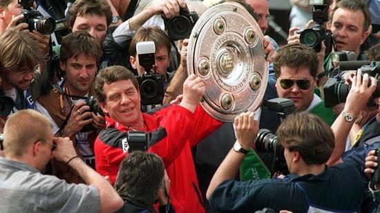 世界足坛三十年历史回顾,荣耀发展史2011到2023