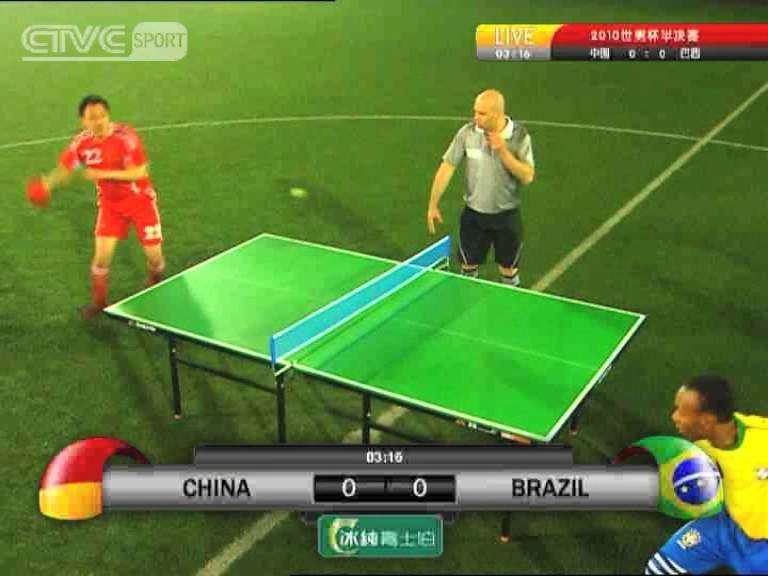 出线名额你争我抢，国足将士忙里偷闲