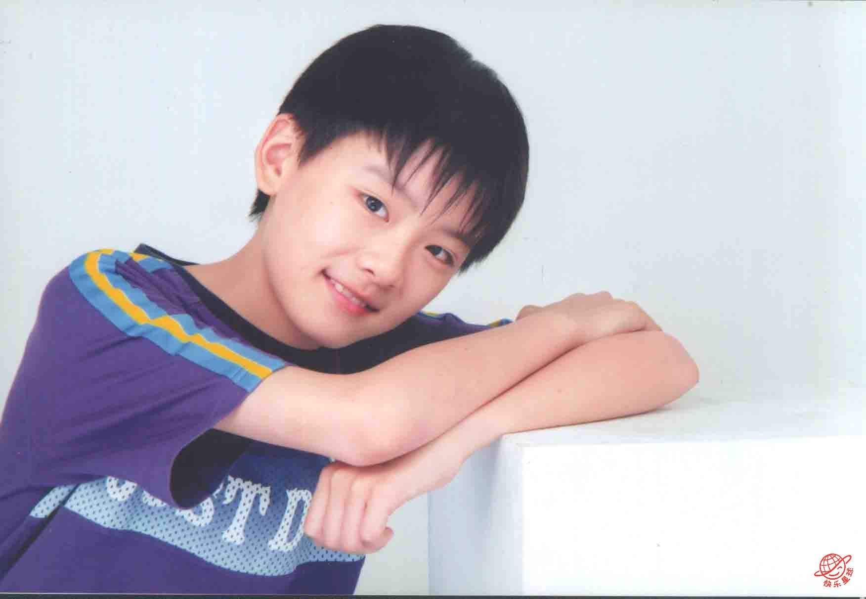 快乐星球艾克被家暴,快乐星球第一季小艾克