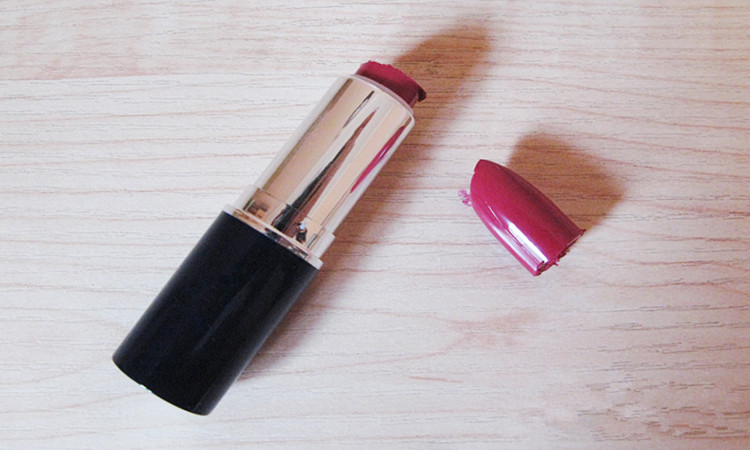 折断的口红,断掉的口红怎么恢复原样
