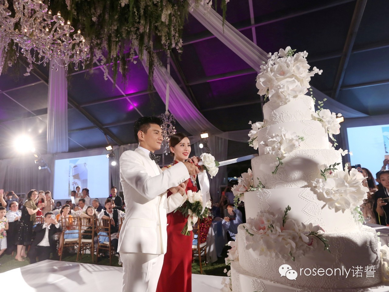 roseonly最全独家揭秘|隆诗婚礼背后每一个动人的故事