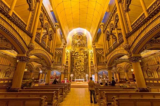 荒野猎人小李子和土著人,荒野猎人小李子救印第安女人