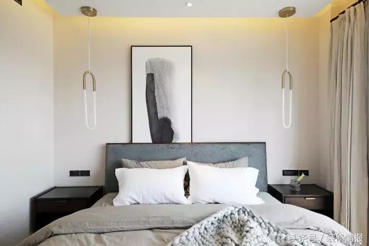 她家竟然有两个衣帽间、两个厨房！